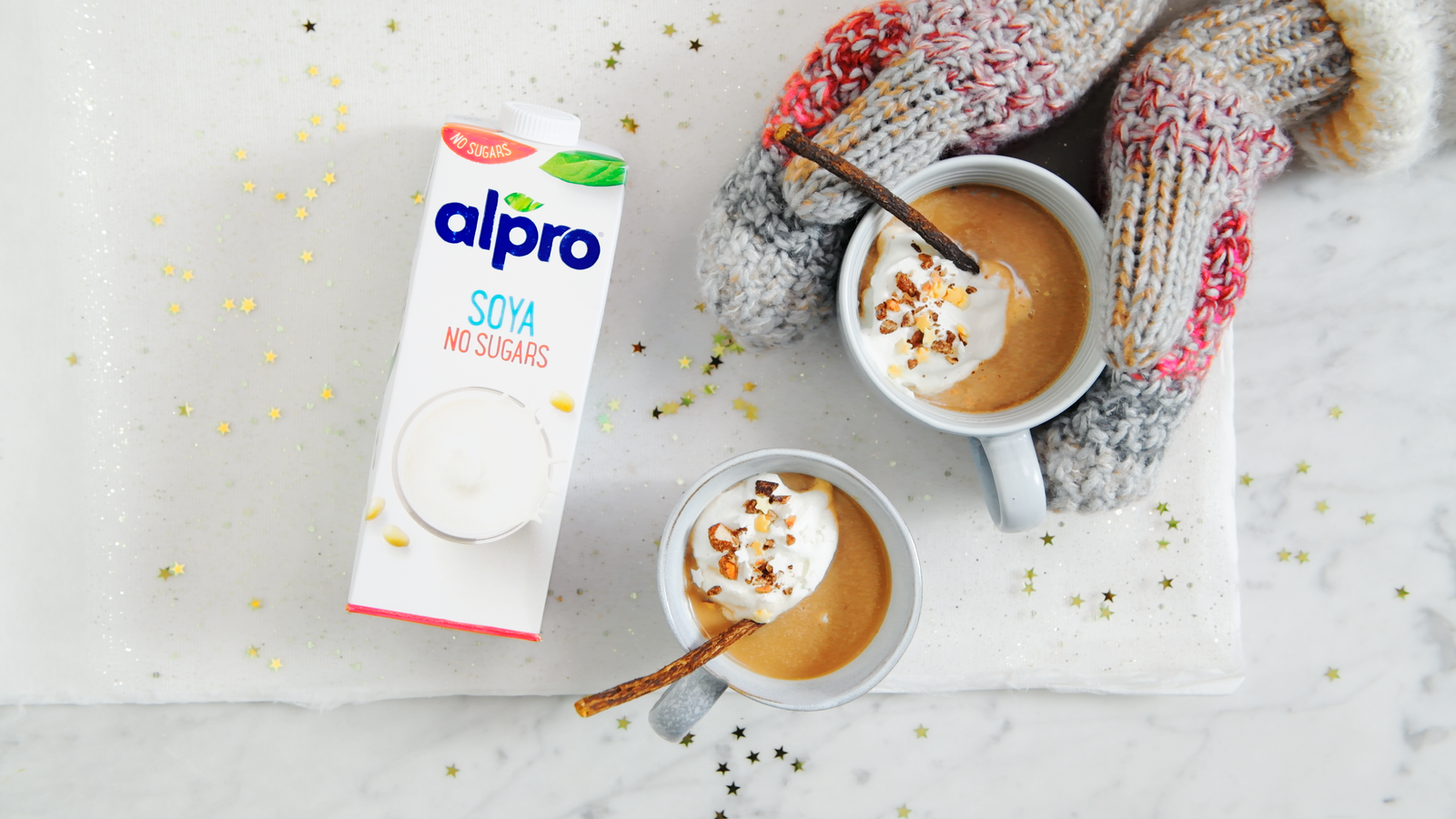 Almoccino with a nut crunch topping