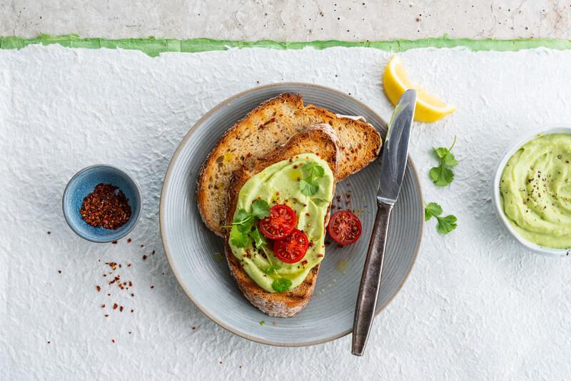 Spicy Avocado Toasts