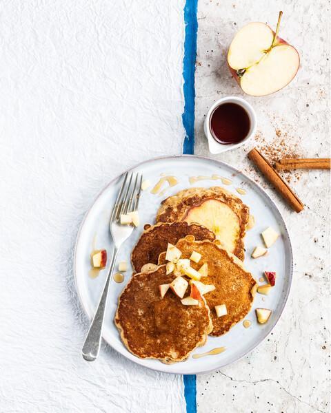 Веган палачинки с ябълка