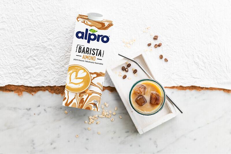 Παγωμένος καφές με ρόφημα Αμυγδάλου Barista